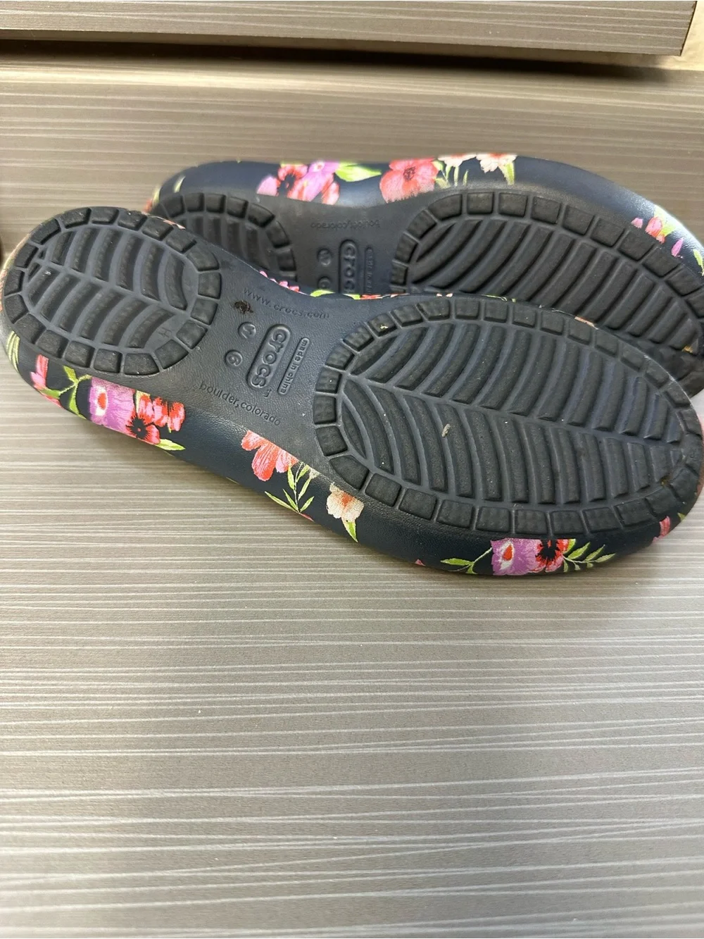 Crocs - Picture 3 of 3